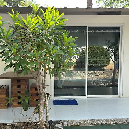Mem Homestay Chumphon Eksteriør billede