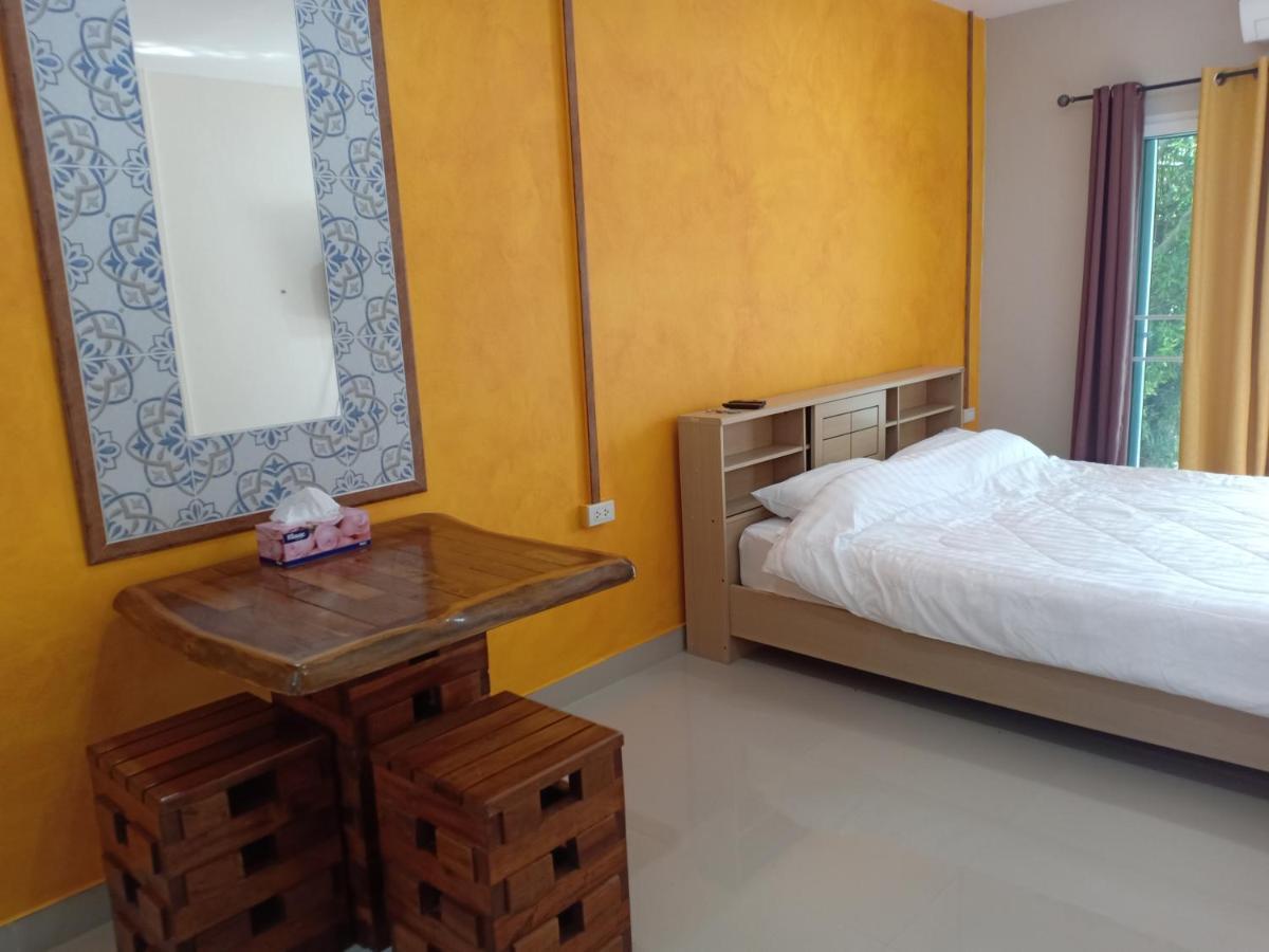 Mem Homestay Chumphon Eksteriør billede