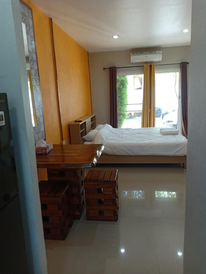 Mem Homestay Chumphon Eksteriør billede