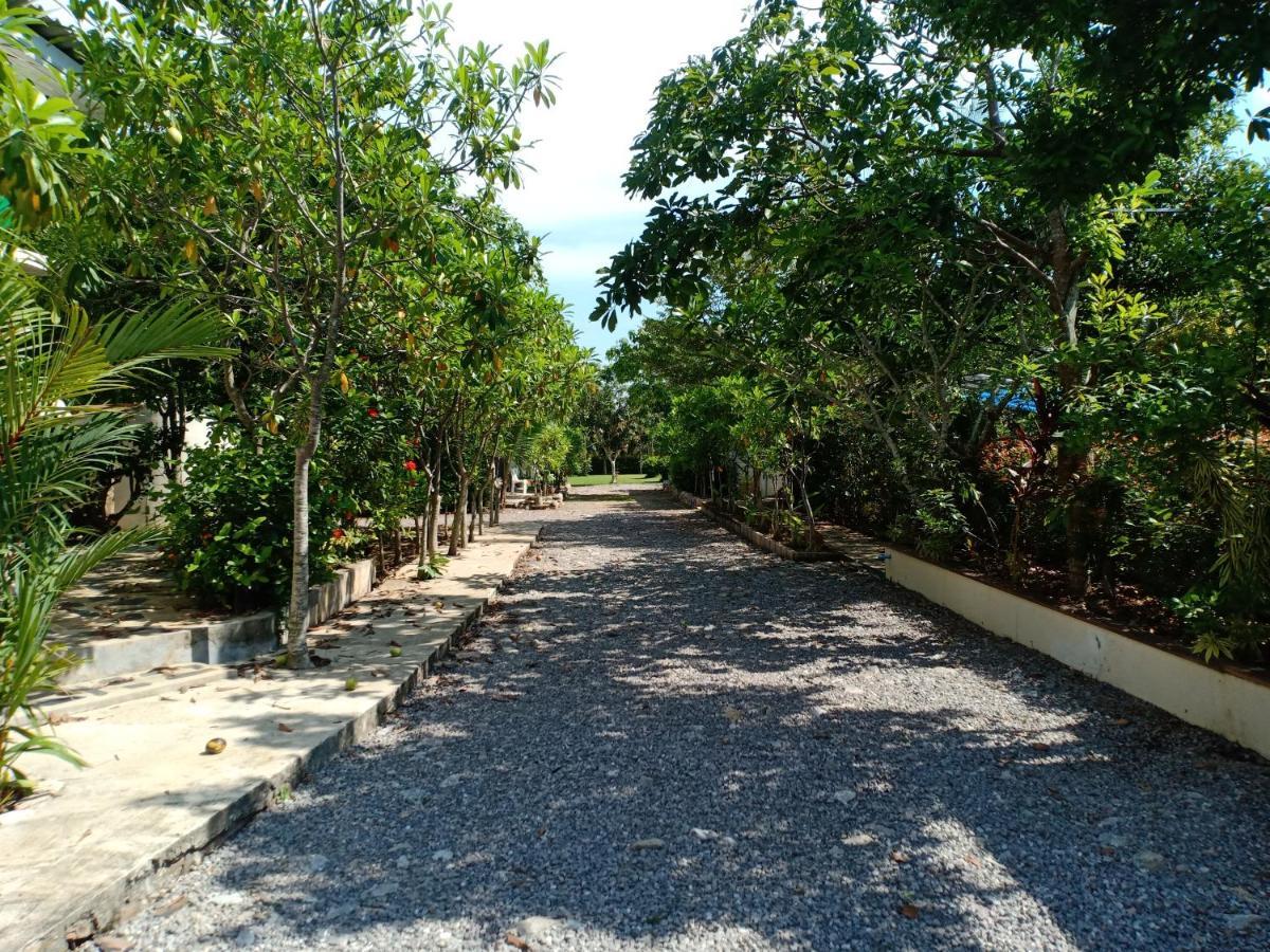 Mem Homestay Chumphon Eksteriør billede