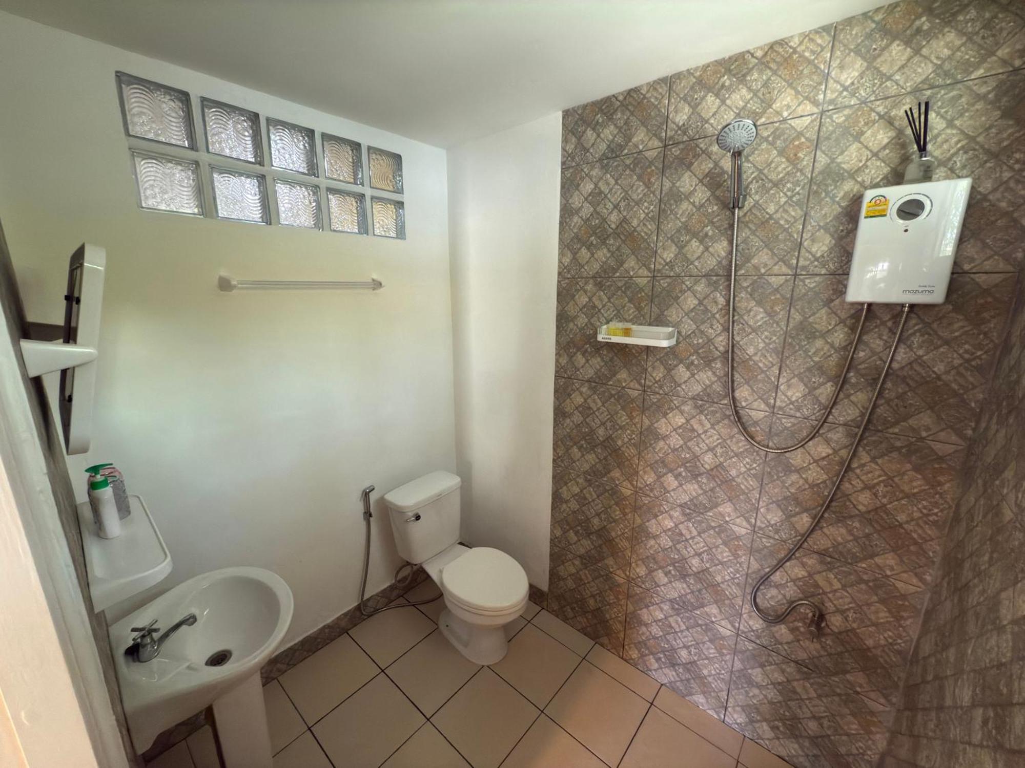 Mem Homestay Chumphon Eksteriør billede