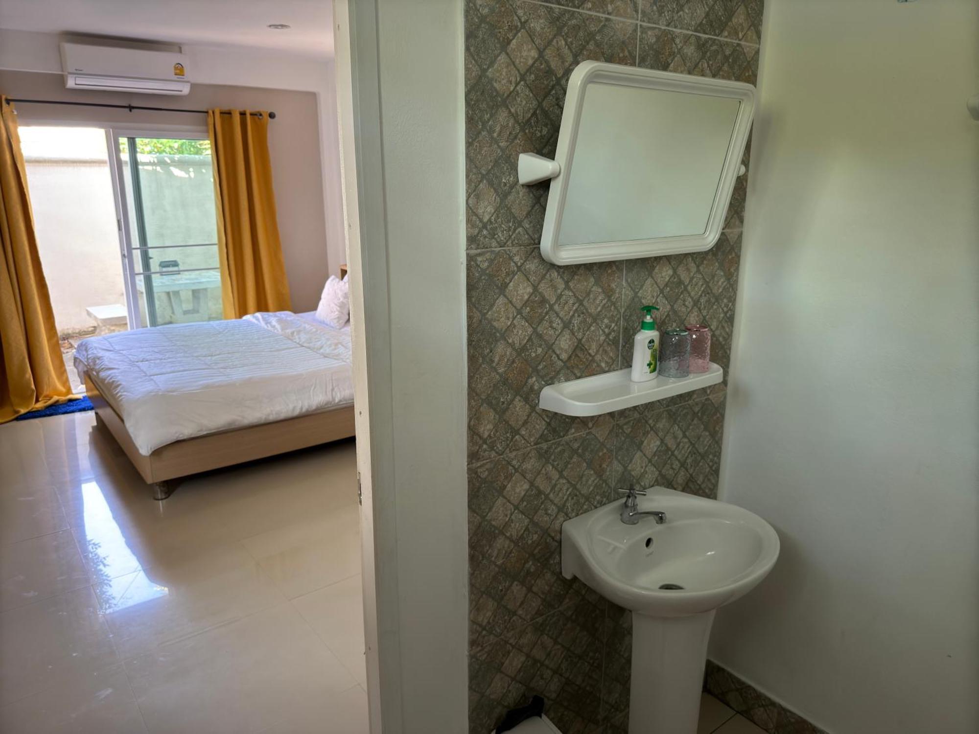 Mem Homestay Chumphon Eksteriør billede